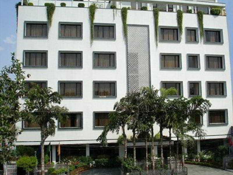 Hotel Vaibhav Varanasi Luaran gambar