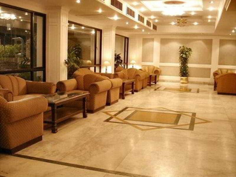Hotel Vaibhav Varanasi Luaran gambar