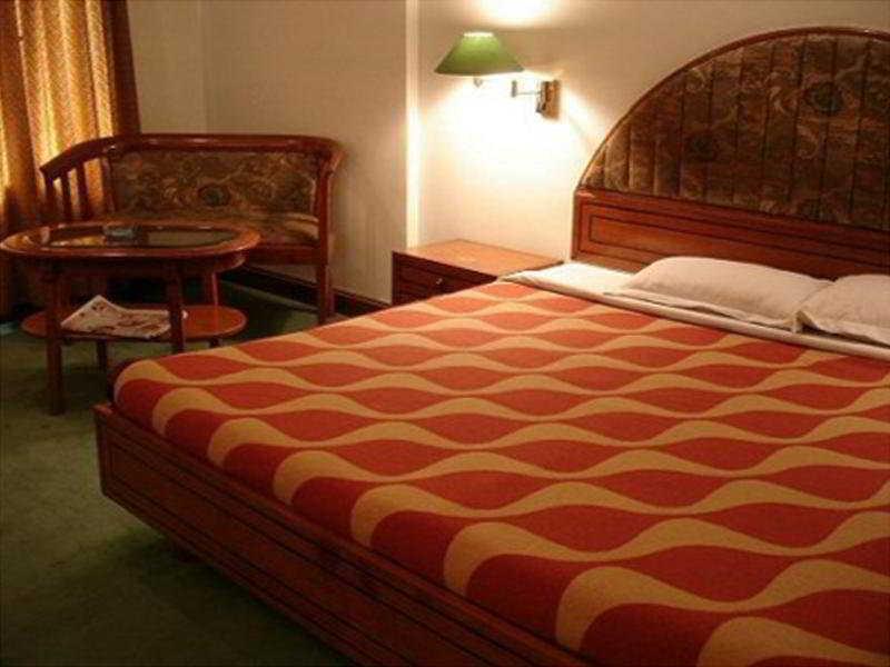 Hotel Vaibhav Varanasi Luaran gambar