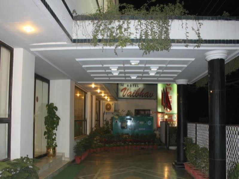 Hotel Vaibhav Varanasi Luaran gambar