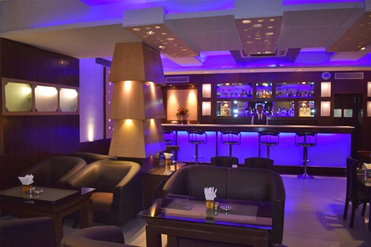 Hotel Vaibhav Varanasi Luaran gambar